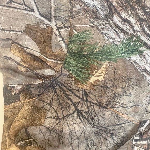 Awesome Field and Stream Real Tree youth no scent hunting  pants - Picture 3 of 12